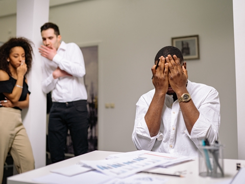 東莞企業(yè)如何選擇注冊(cè)美國(guó)公司的合適方式？深度解析與建議